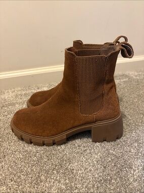 Steve Madden Chestnut Suede Chelsea Lug Booties
